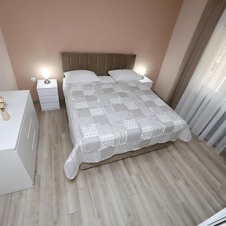 Apartment Lucijan Bibinje Bagian luar foto