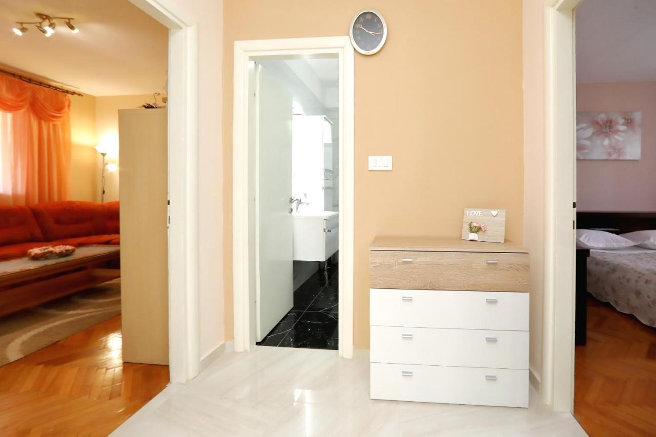 Apartment Lucijan Bibinje Bagian luar foto