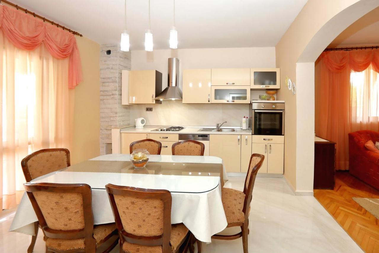 Apartment Lucijan Bibinje Bagian luar foto